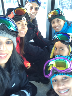 Family-ski-trip